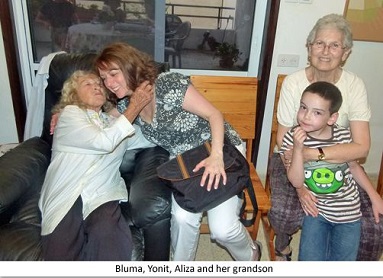 Bluma--Yonit-Aliza-Grandson.JPG